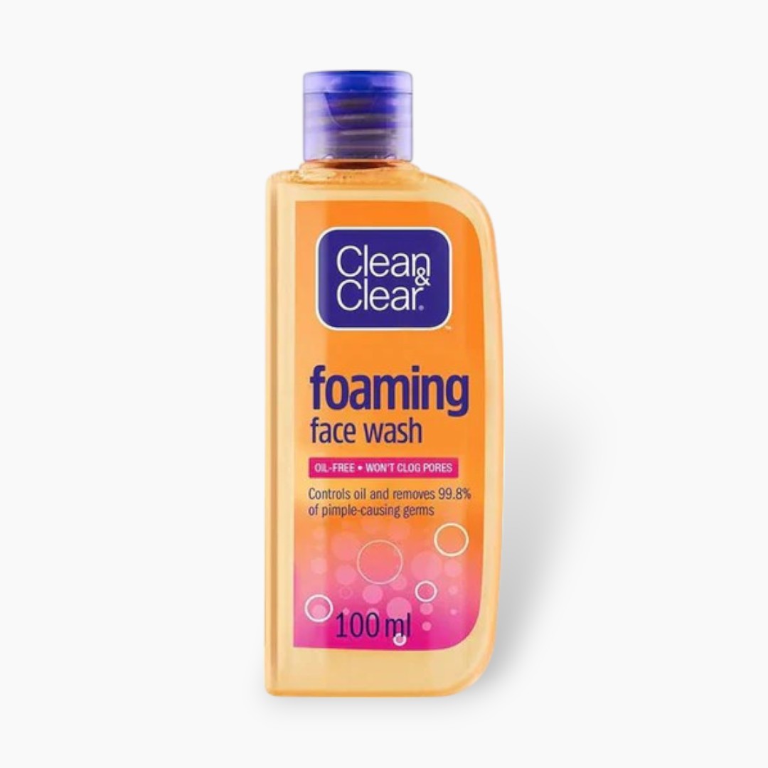 Clean & Clear Essentials Foaming Face Wash 100ml