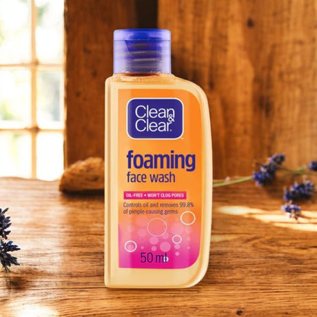 Clean & Clear Foaming Face Wash 50ml