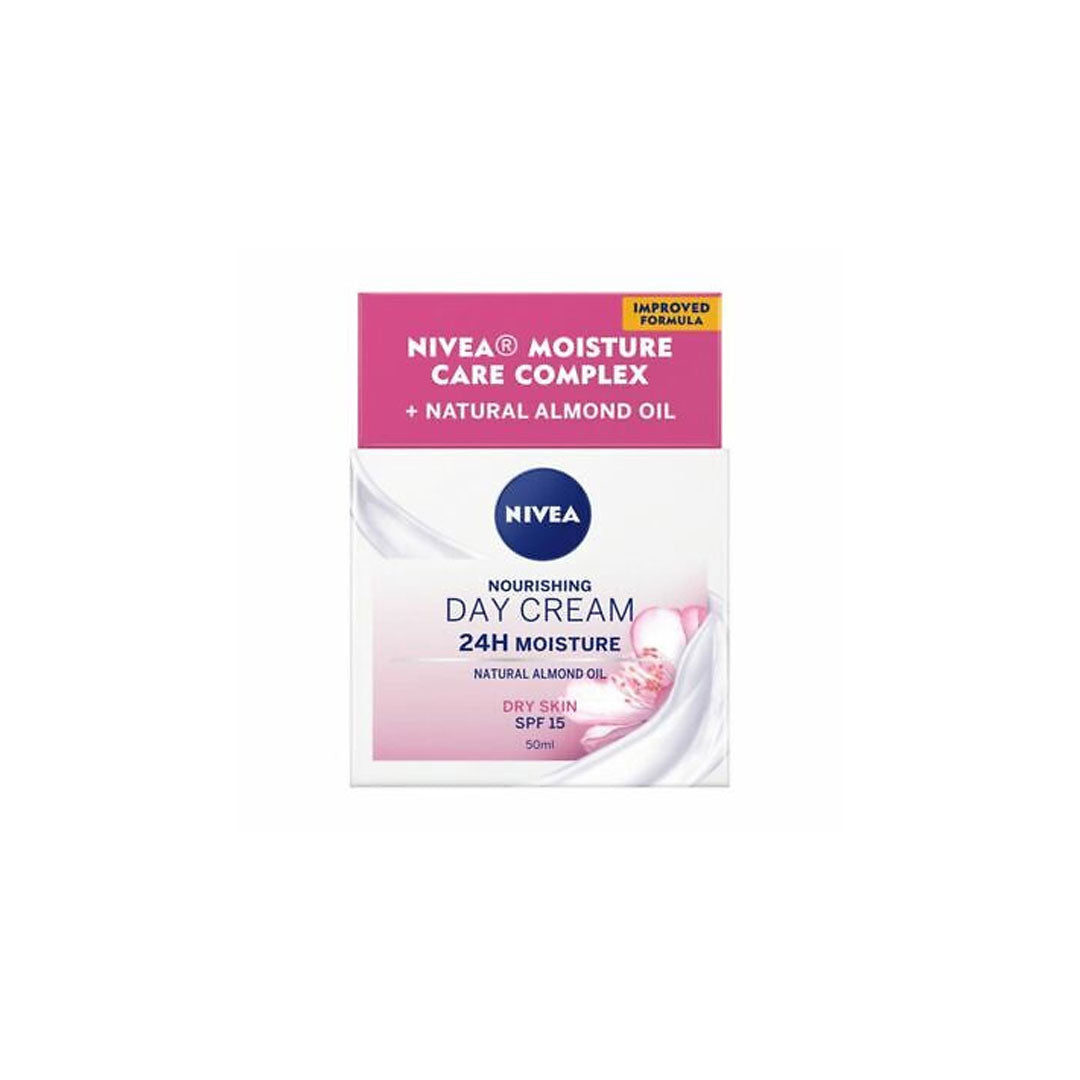 Nivea SPF15 Essentials Day Cream 50ml